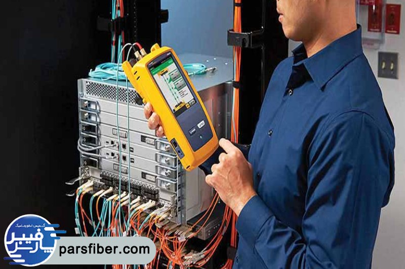 مولفه ها و اجزای تشکیل دهنده تستر کابل شبکه 